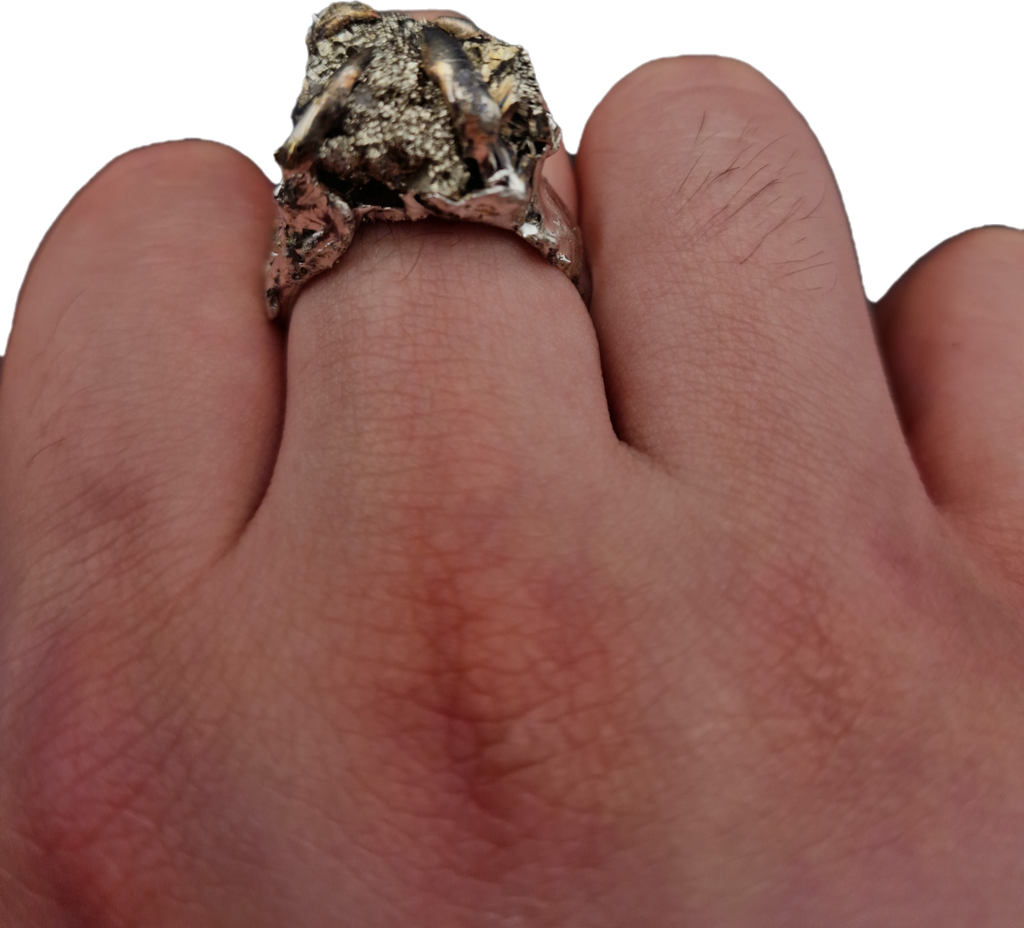 FORGED VINTAGE CUSTOM RING
